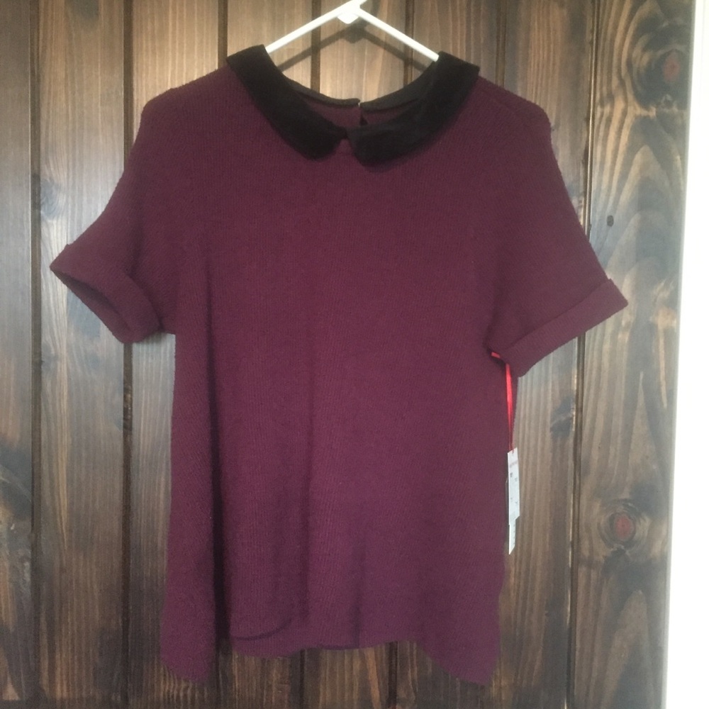 ELLE Shirt w/ collar